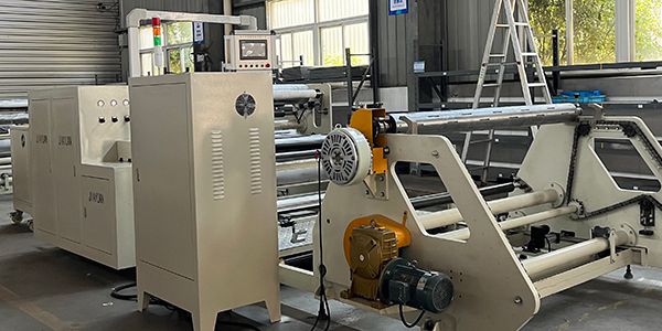 Machine d'enduction de cire pour l'emballage alimentaire