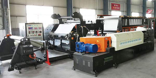 Ligne de production de bandes imperméables auto-adhésives en butyle