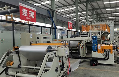 Automatic Ligne de production de membranes d'étanchéité auto-adhésives en butyle